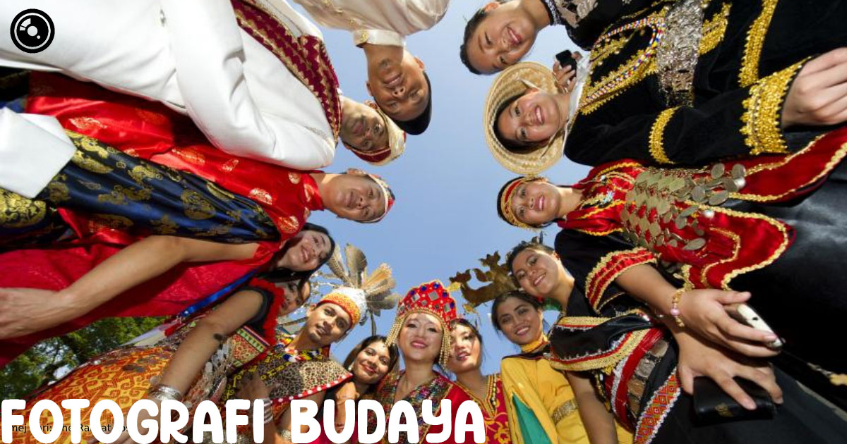 Fotografi Budaya: Menjaga Warisan Nusantara Melalui Lensa Kamera